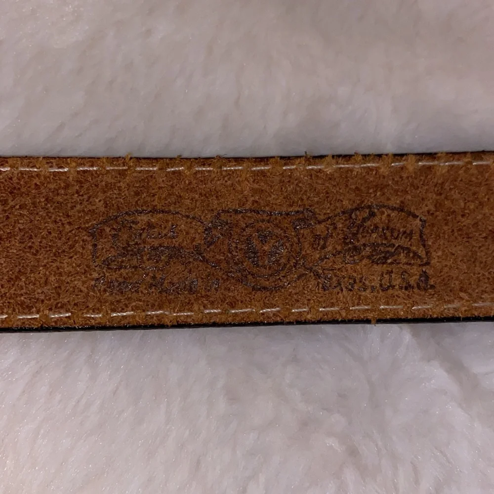 NWOT Hand Crafted 100% Leather Belt Black/Red with Silver Tone Buckle Size 28